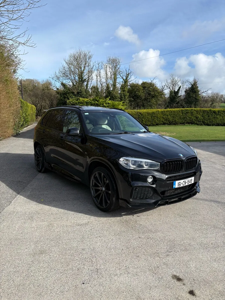 BMW X5 40D - Image 1