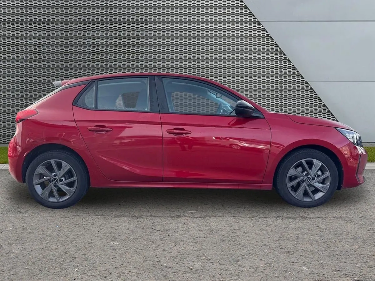 Opel Corsa Elegance 1.2 100hp 6-speed manual - Image 6