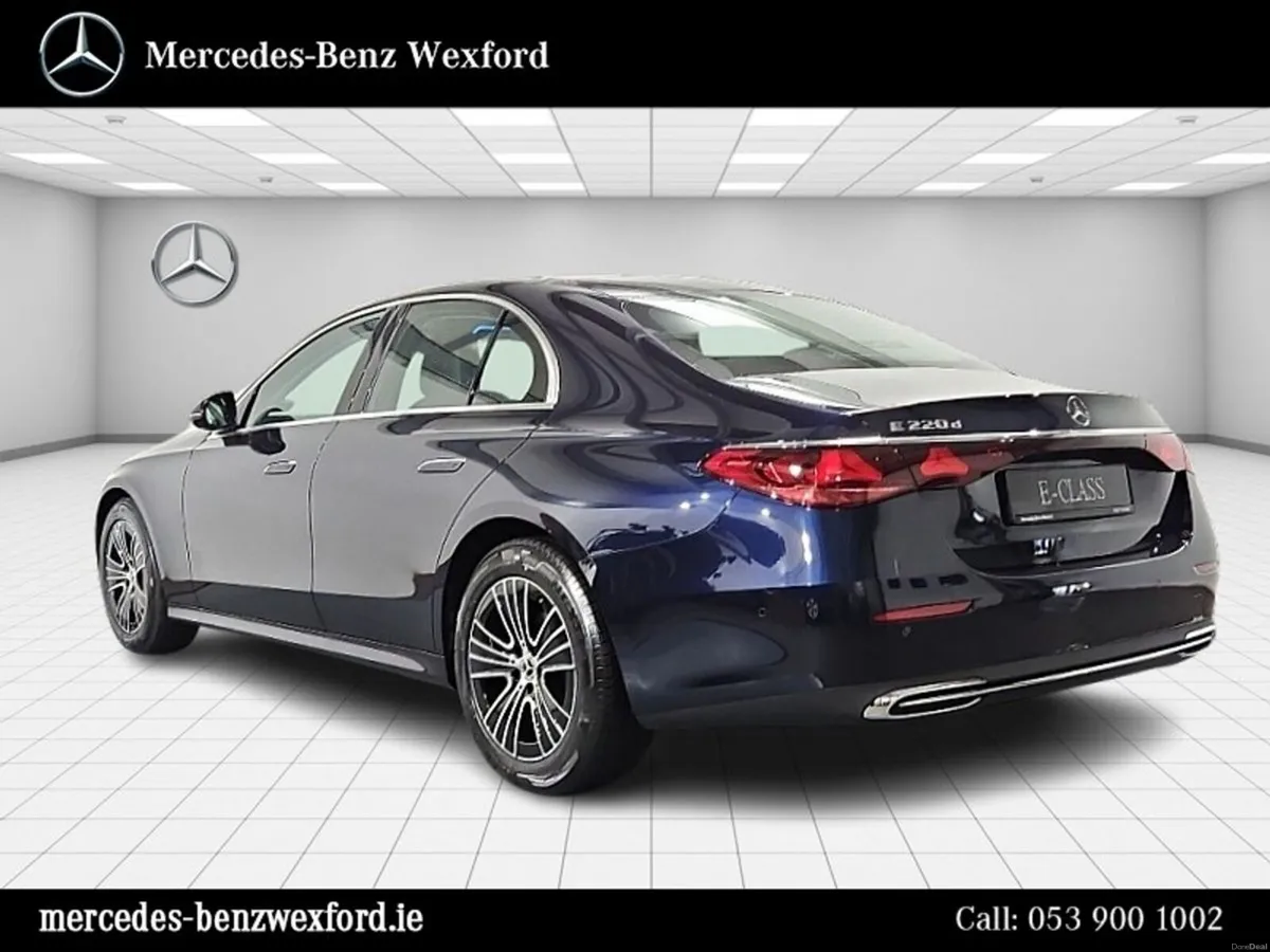 Mercedes-Benz E-Class E220D Avantgarde with Upgrad - Image 4