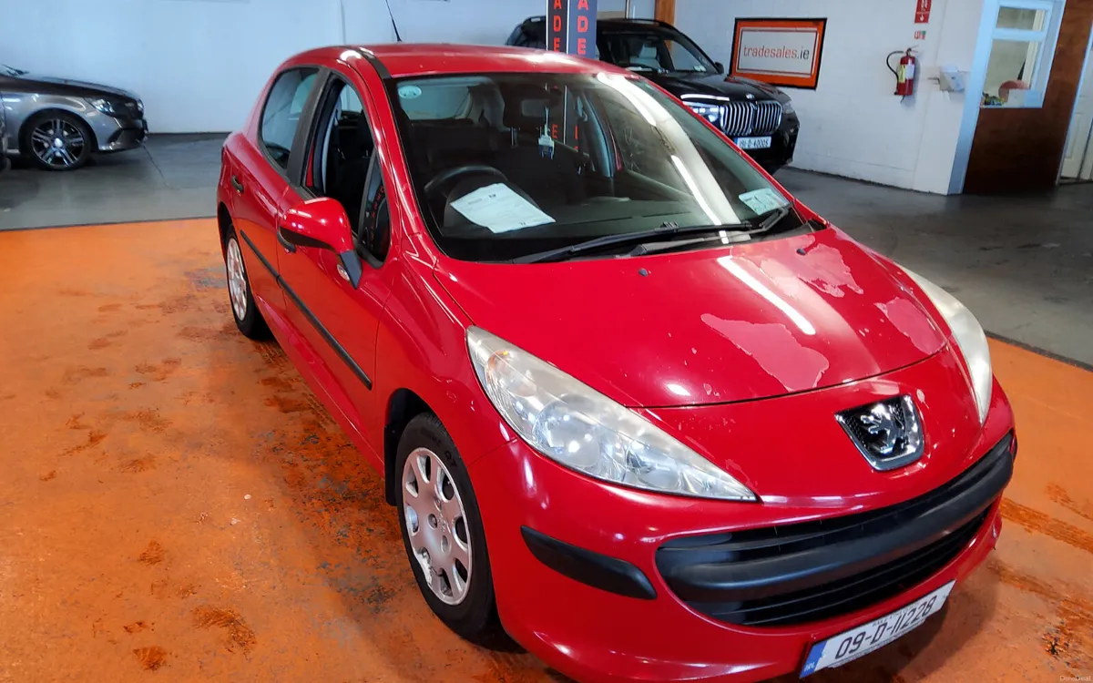 Peugeot 207 2009 - Image 1