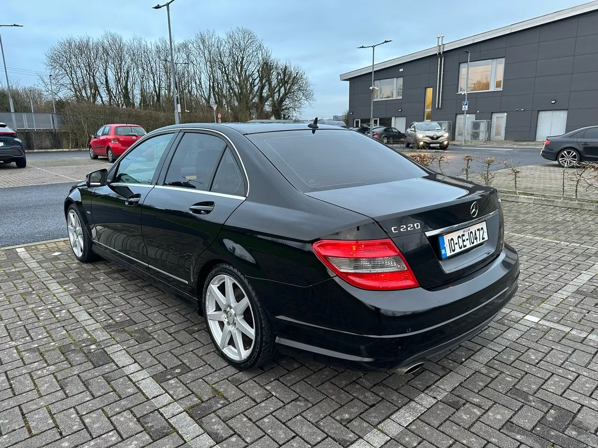 MERCEDES C CLASEE 220 AMG LINE - Image 2