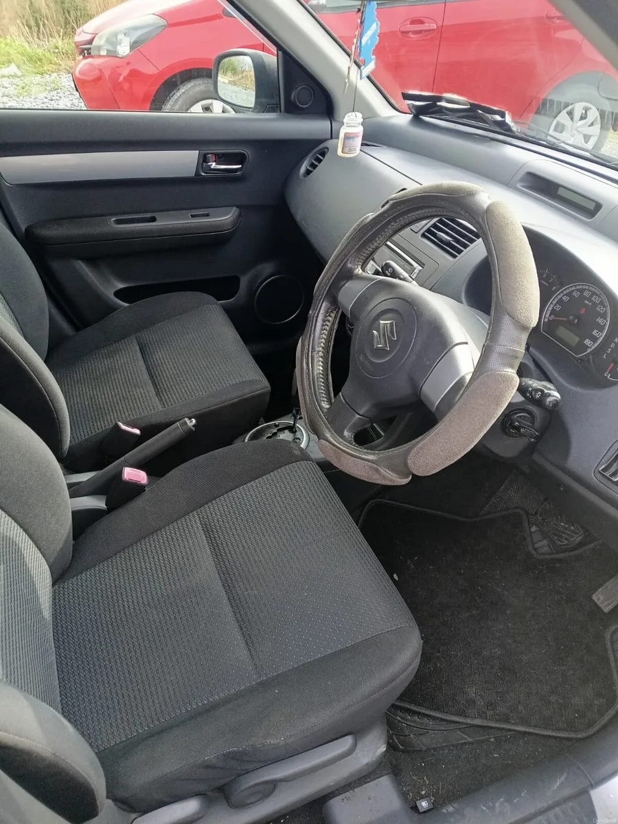 Suzuki Swift 2010 - Image 3