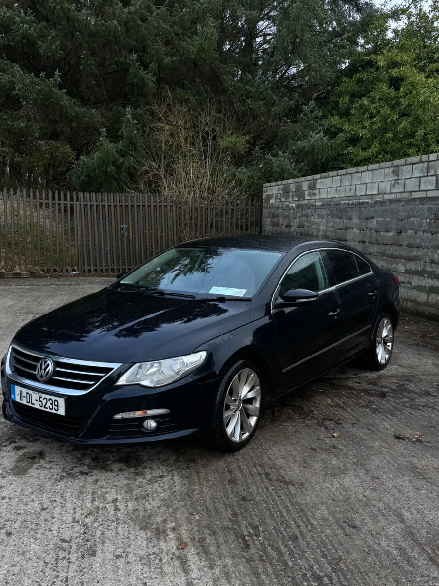 Volkswagen Passat 2011 - Image 4