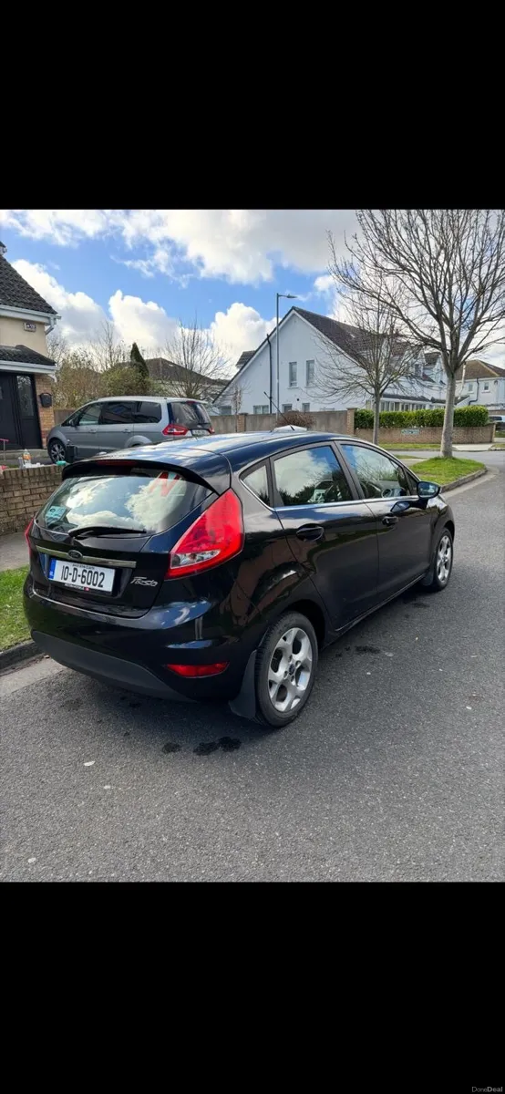 Ford Fiesta 2010 - Image 4