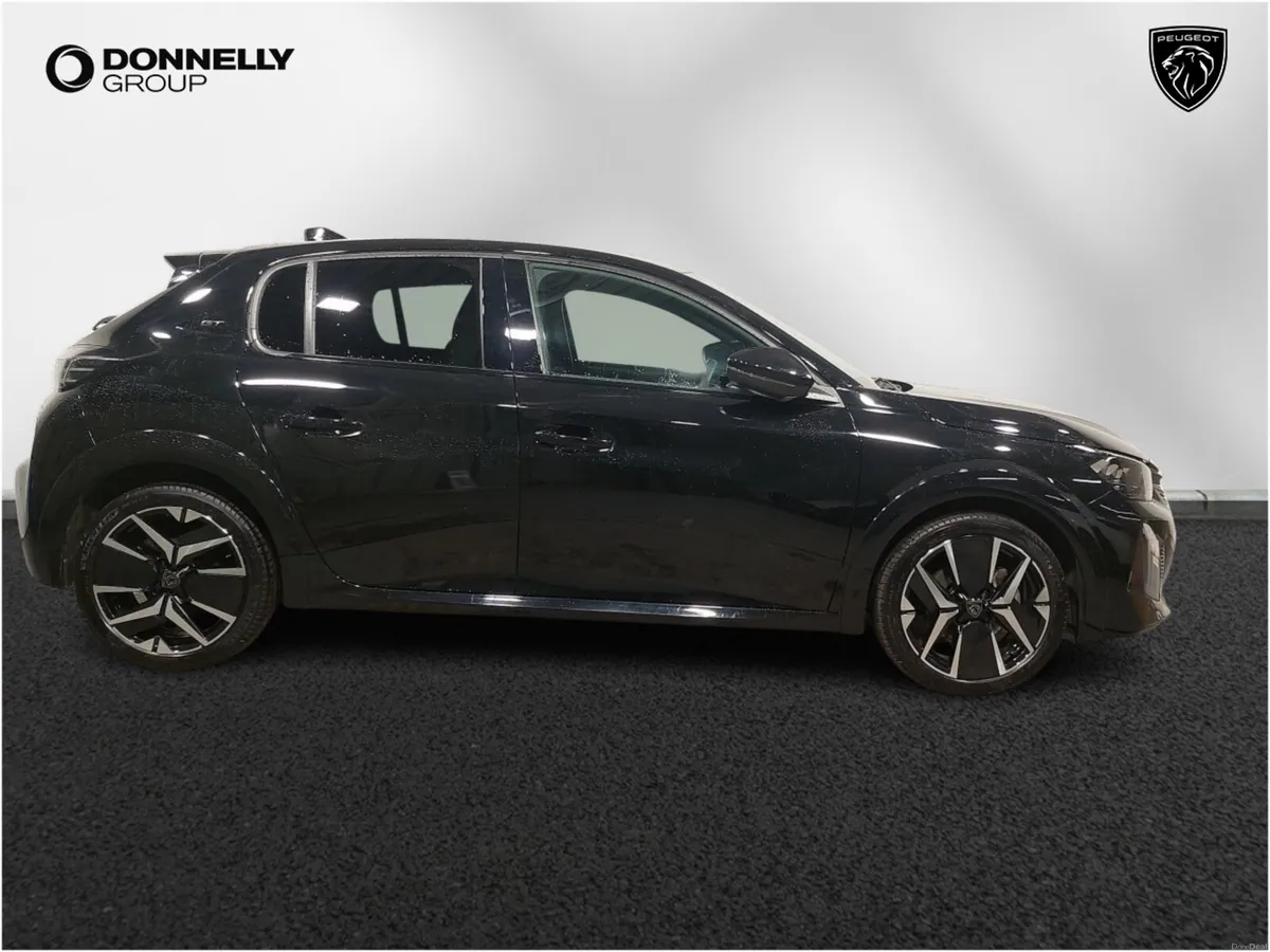 Peugeot 208 Hatchback GT - Image 3