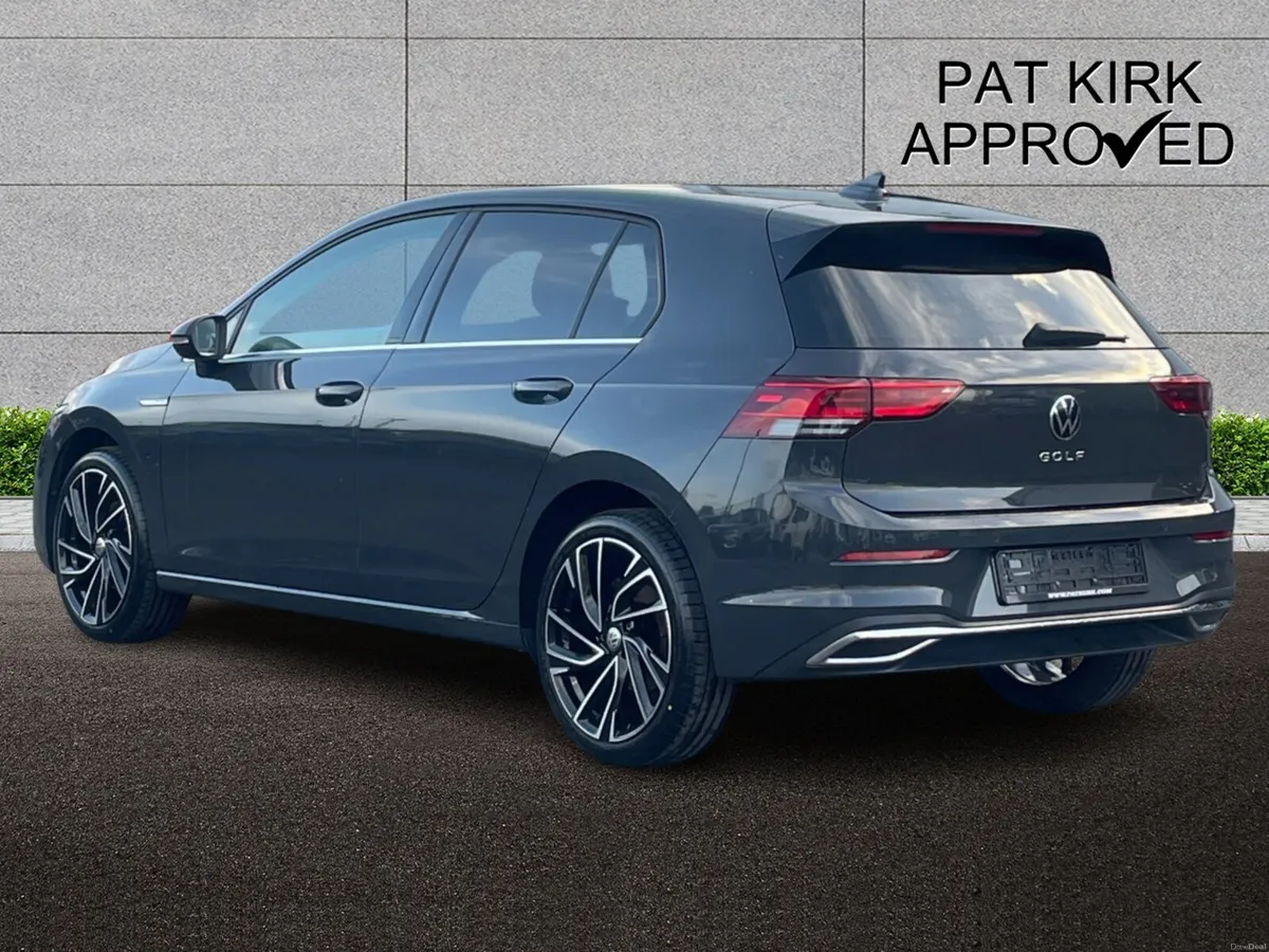 Volkswagen Golf Diesel Hatchback Style - Image 2