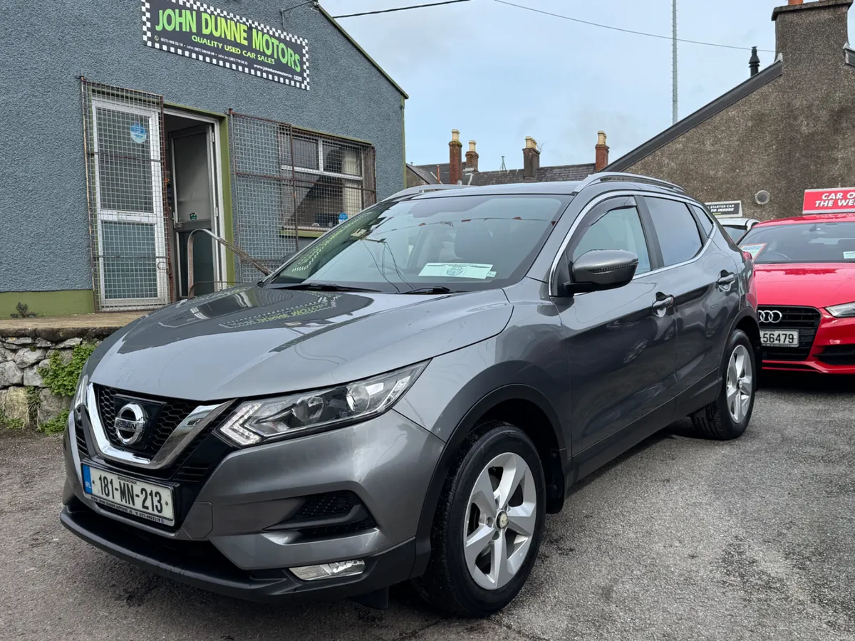 Nissan Qashqai High Spec inc Pan Roof - Image 2