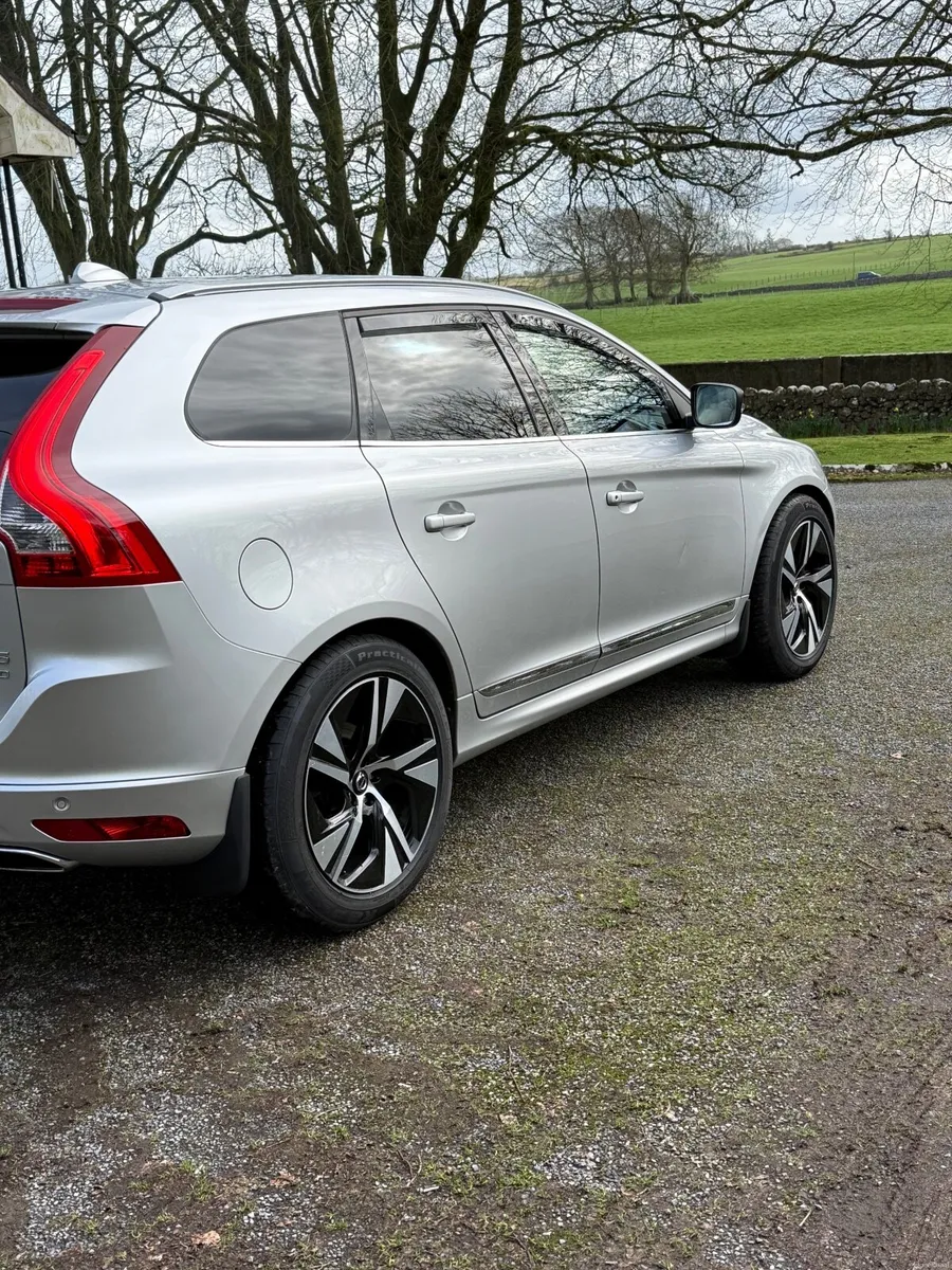 Volvo XC60 D5  AWD SE LUX NAV POLESTAR+ NEW NCT - Image 3