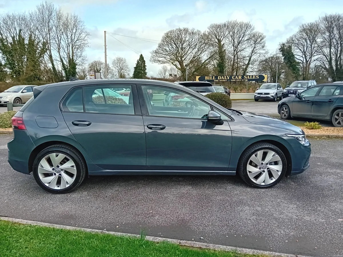 Volkswagen Golf 2021 - Image 2