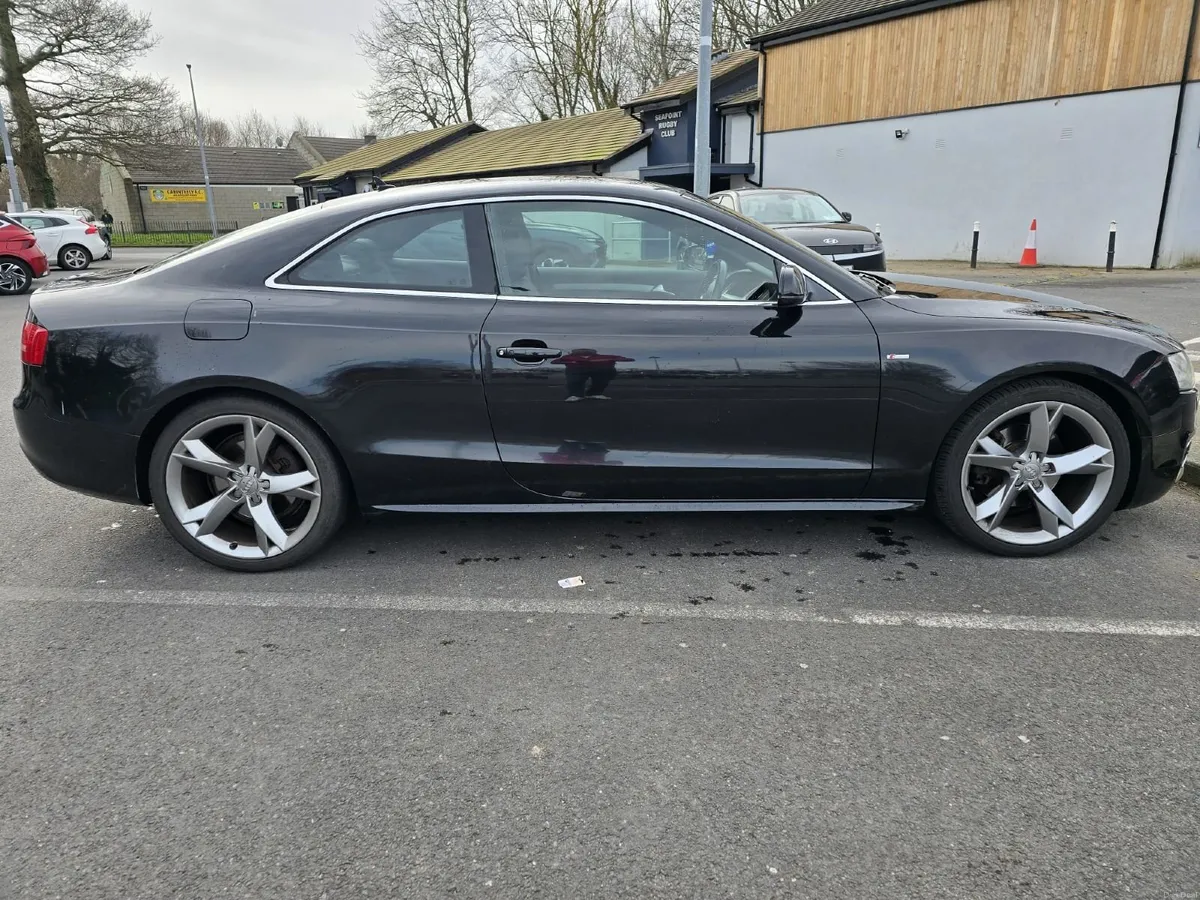 2009 Audi A5 Quattro Black Edition - Image 4