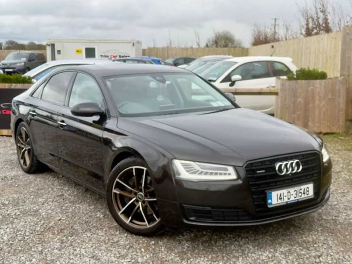 Audi A8 3.0 TDI SPT EXE Quattro 258 A - Image 2