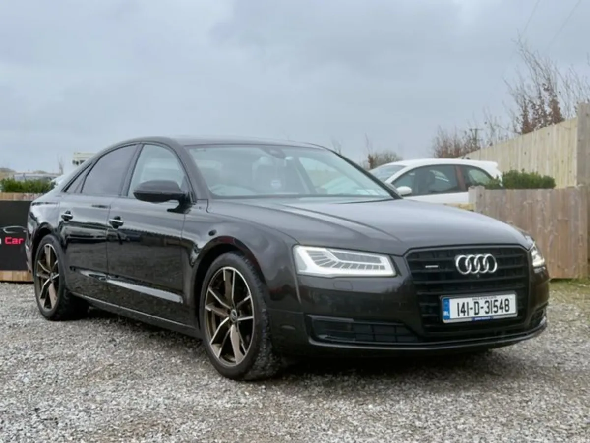 Audi A8 3.0 TDI SPT EXE Quattro 258 A - Image 4