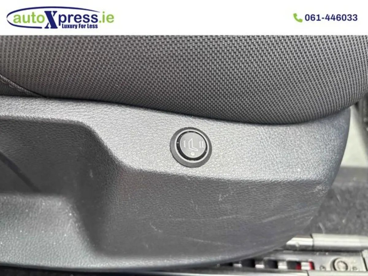 Volkswagen Golf TSI COMFORT LINE Meister Edition - Image 4