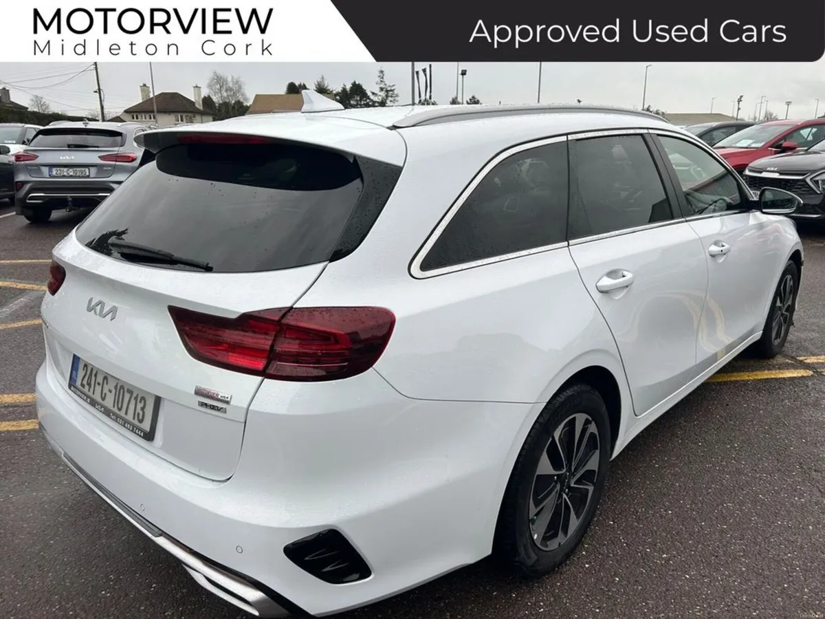 Kia Ceed SW Phev F *AUTOMATIC* 5 YEARS WARRANTY - Image 3