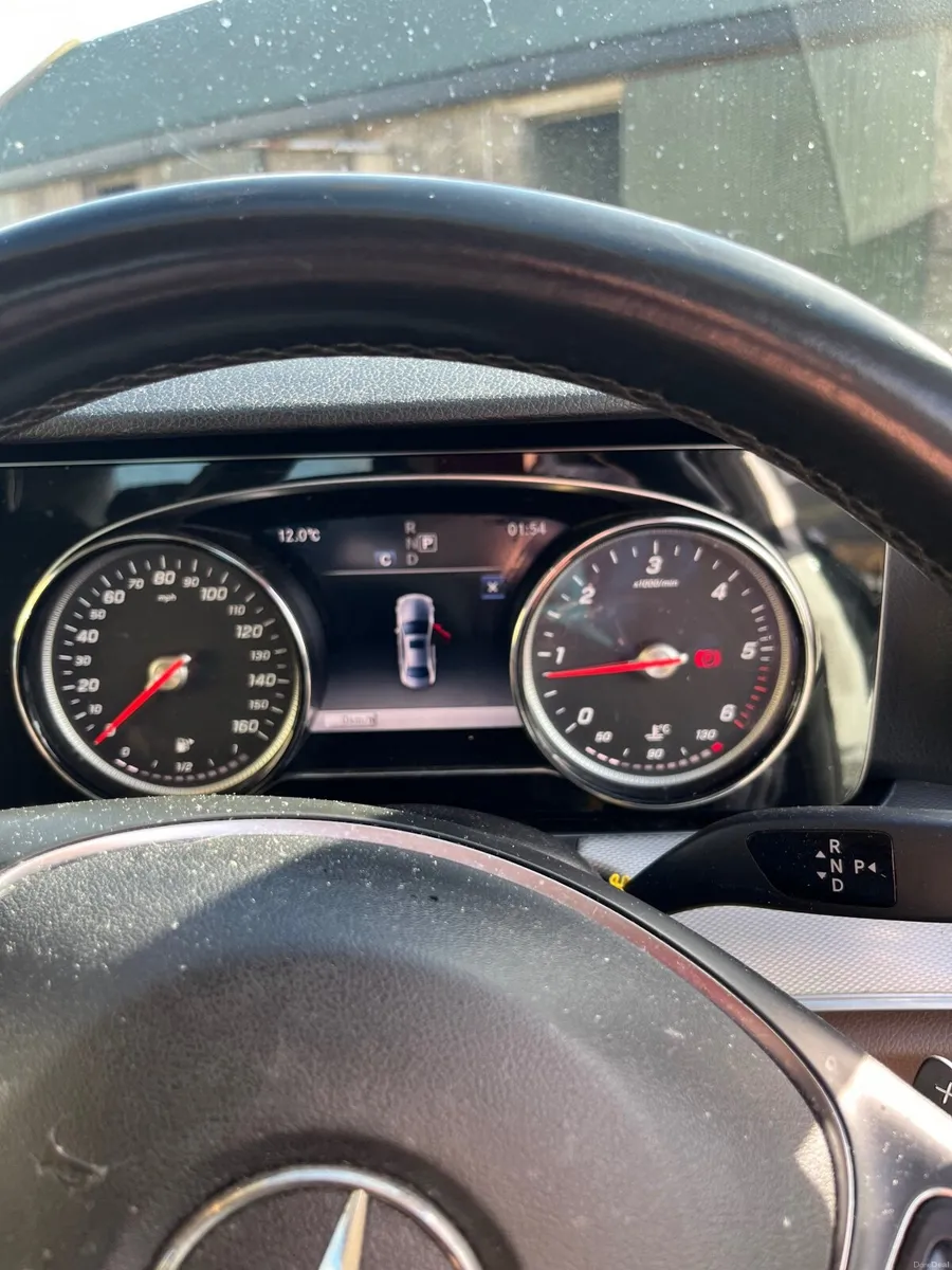 Mercedes-Benz E-Class 2018 - Image 2