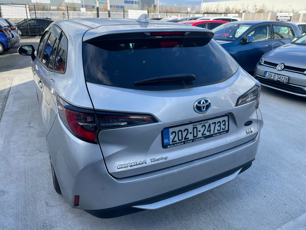 202 Toyota Corolla Hybrid 1.8 Automatic Touring - Image 2