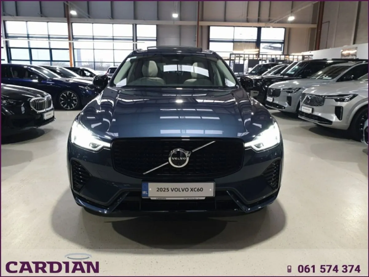 Volvo XC60 Xc60 + T6 PHEV AWD PLUS - Image 3