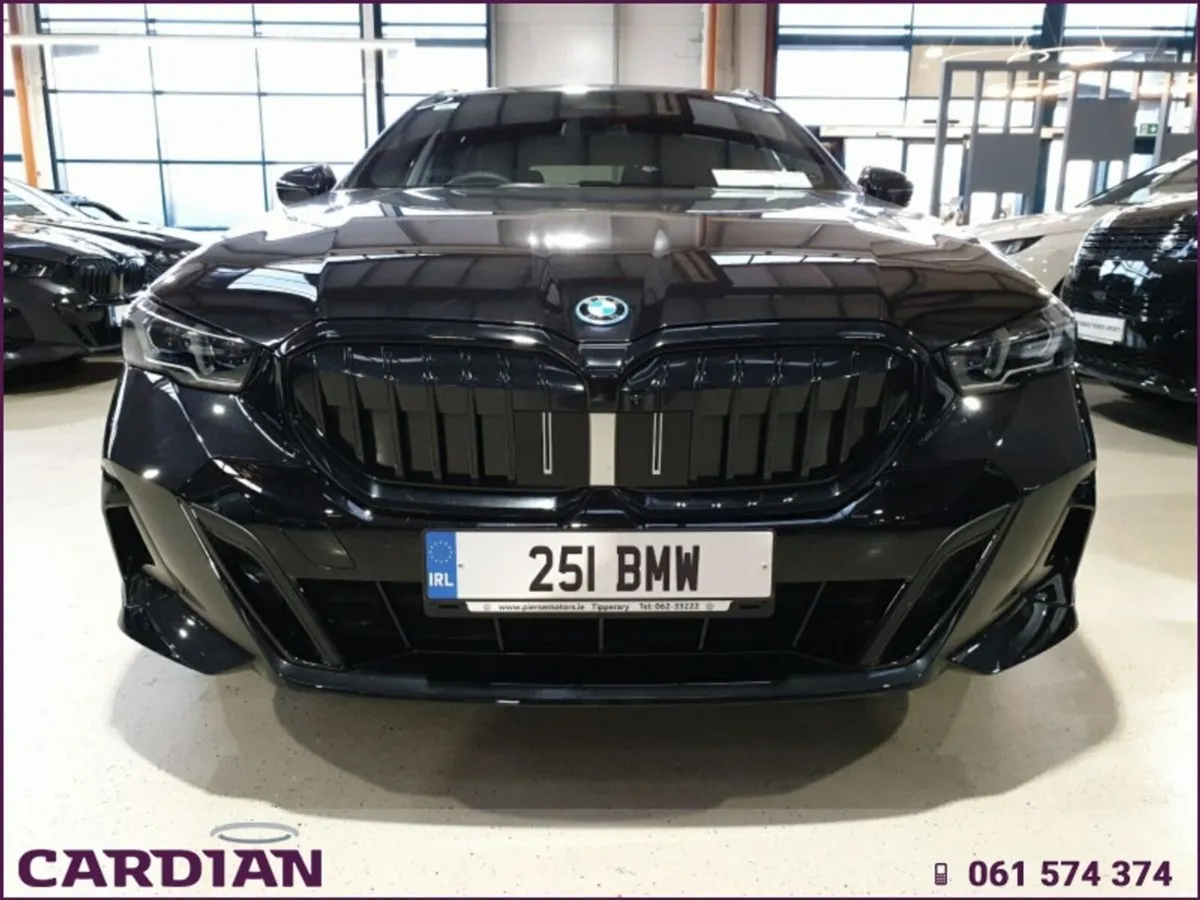BMW 5-Series 530e M-Sport Touring - Image 3