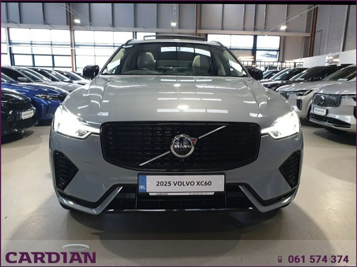 Volvo XC60 Xc60 + T6 PHEV AWD PLUS DARK - Image 3