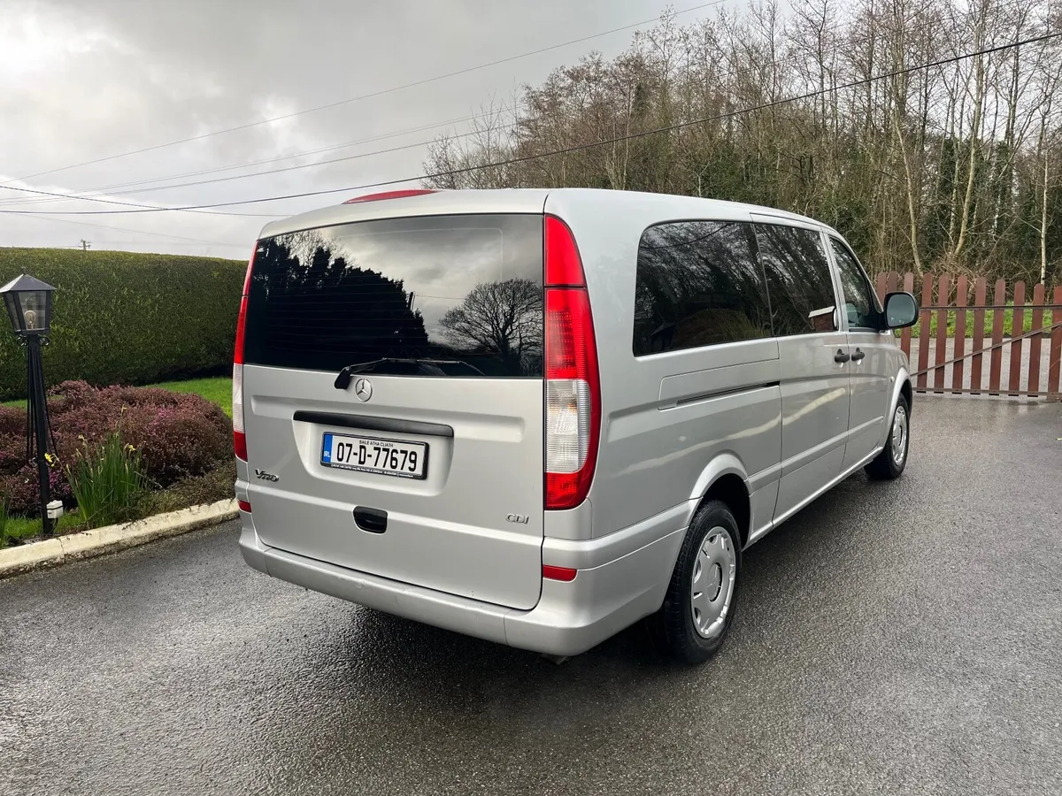 Mercedes-Benz Vito 8 seater - only 115k kilometres - Image 4