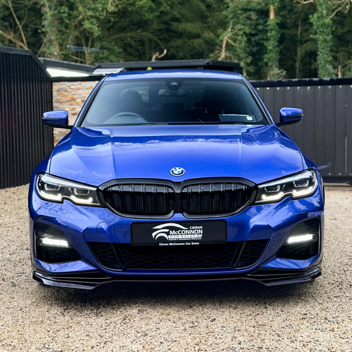 2021 (212) BMW 330e M Sport *M-PERFORMANCE - Image 3