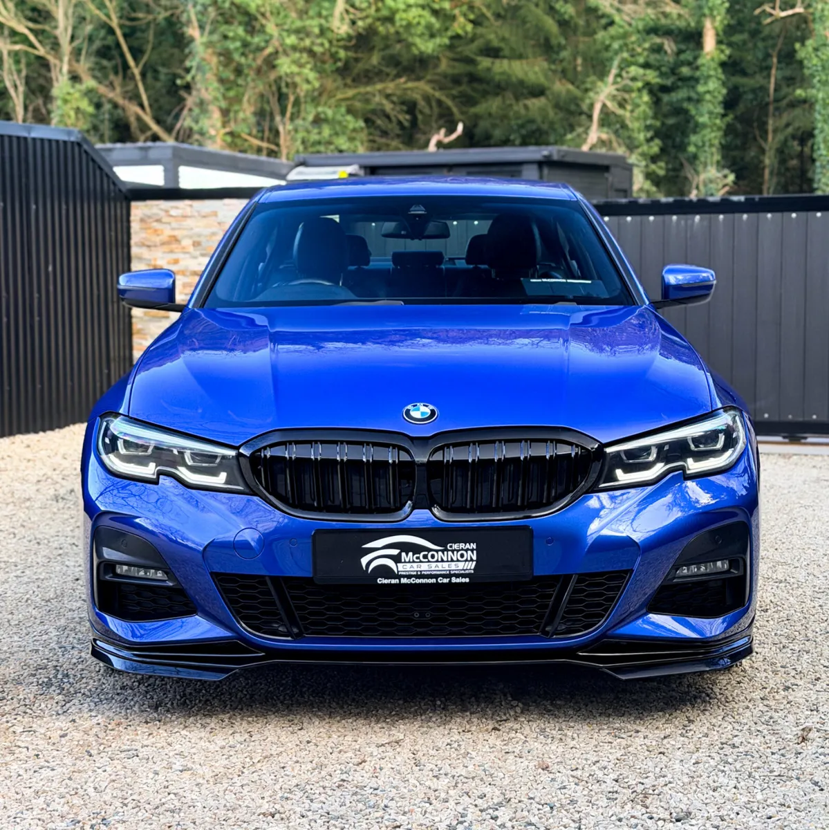 2020 (202) BMW 330e M Sport *M-PERFORMANCE - Image 3