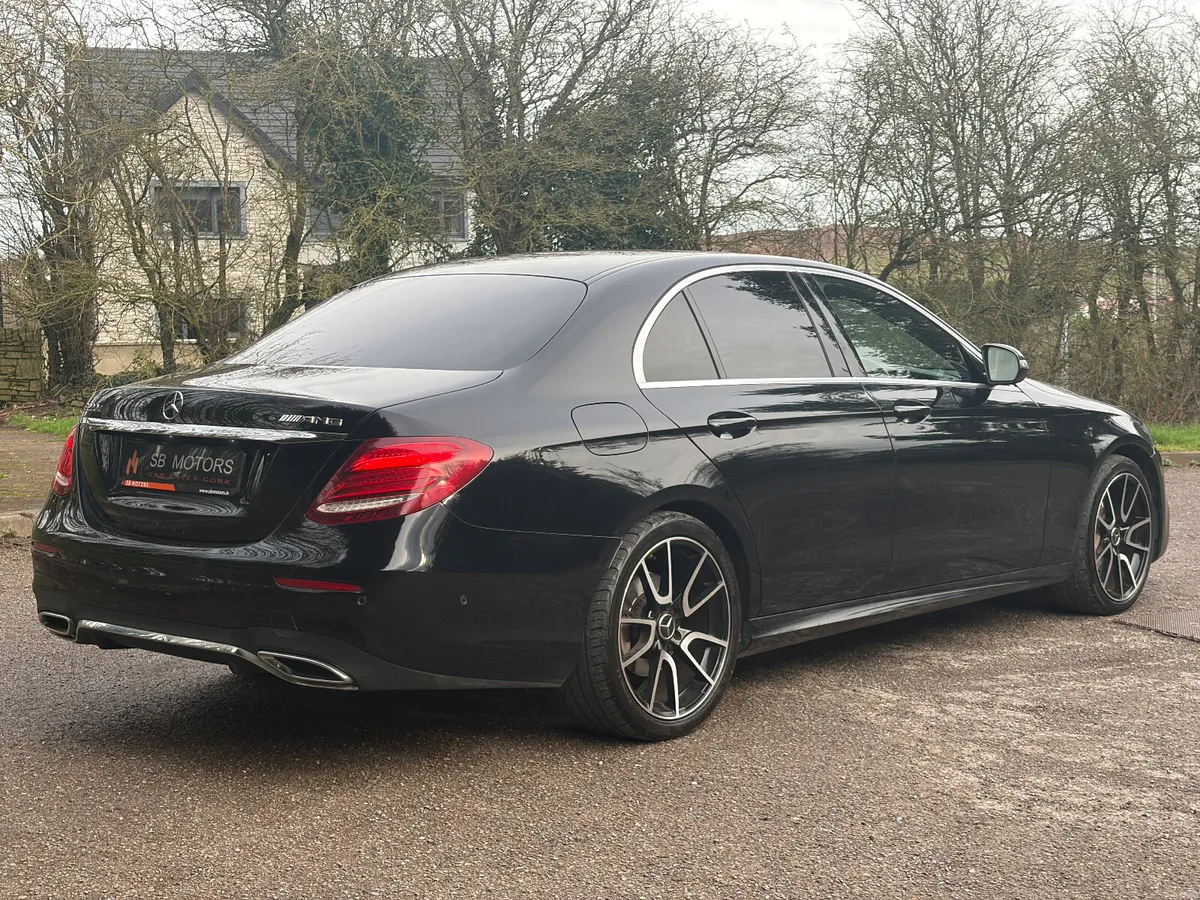 Mercedes-Benz E-Class 2017 - Image 4