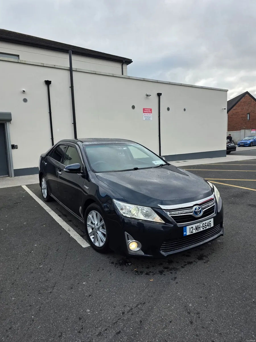 Toyota Camry 2012 2.5 Hybrid - Image 3
