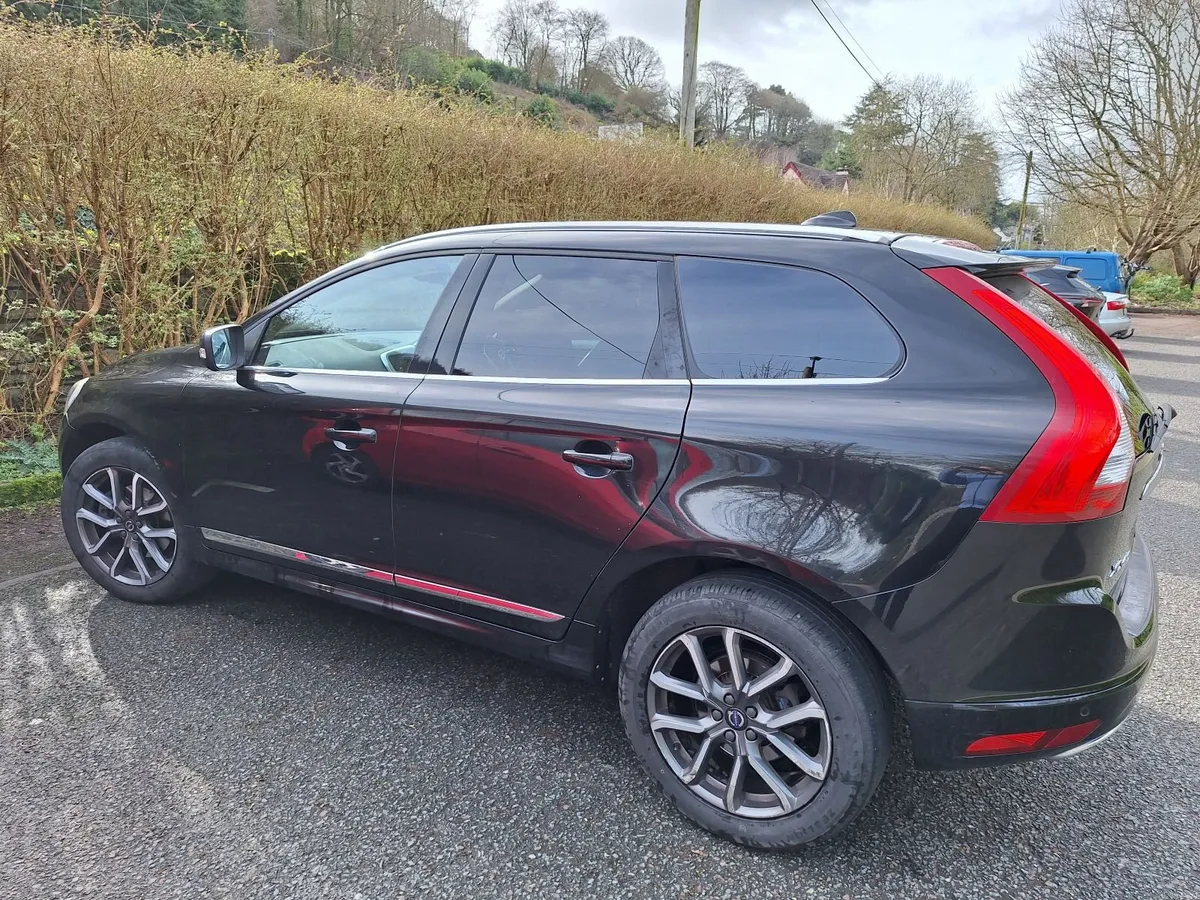 Volvo XC60 2016 - Image 3