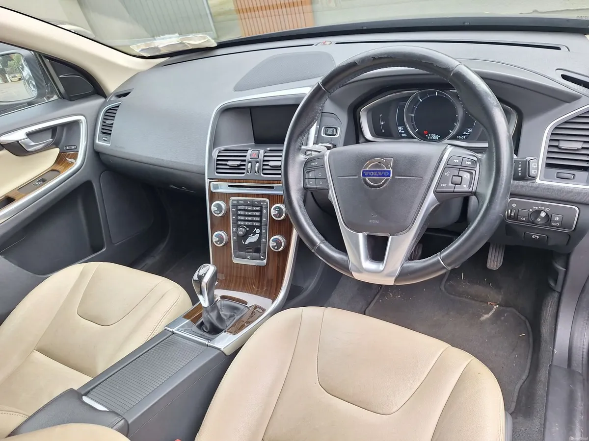 Volvo XC60 2016 - Image 4
