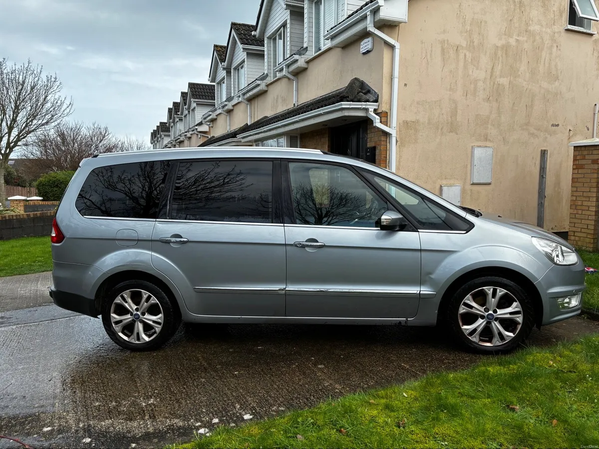 Ford Galaxy 2014 - Image 2