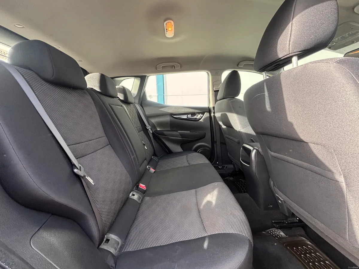 Nissan Qashqai 2015 - Image 4