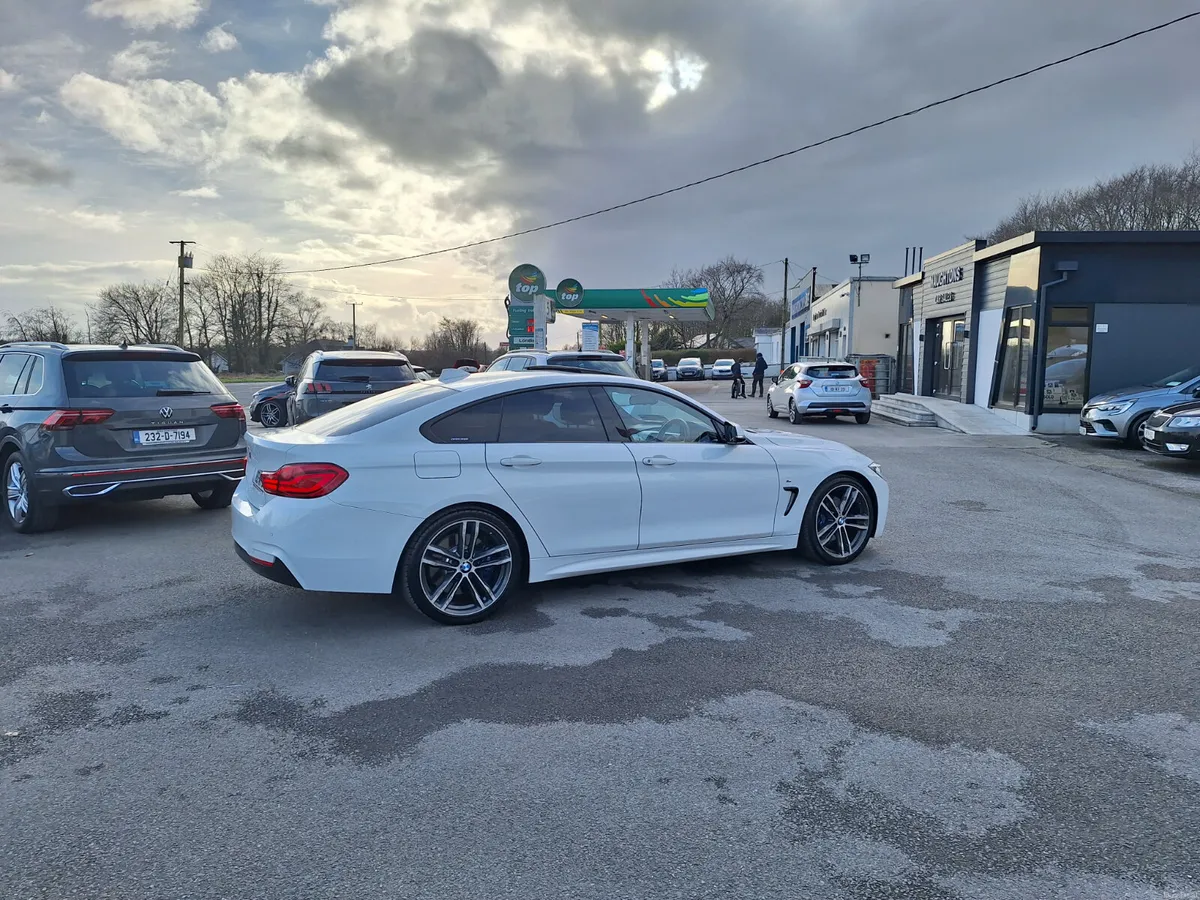BMW 4-Series M-Sport Pro *High Spec/Sunroof - Image 3