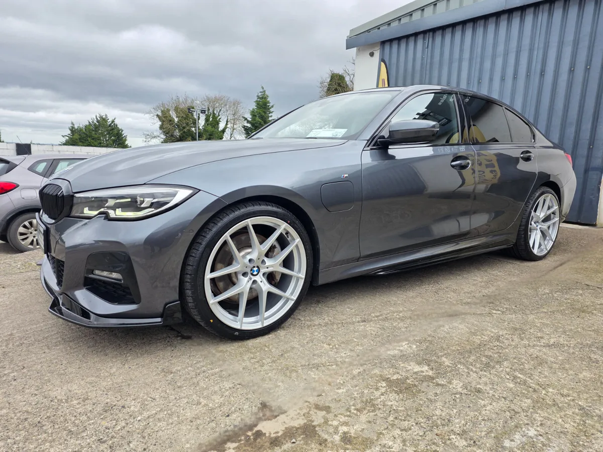 2020 BMW 330E * M-SPORT * LOW MILES * - Image 3