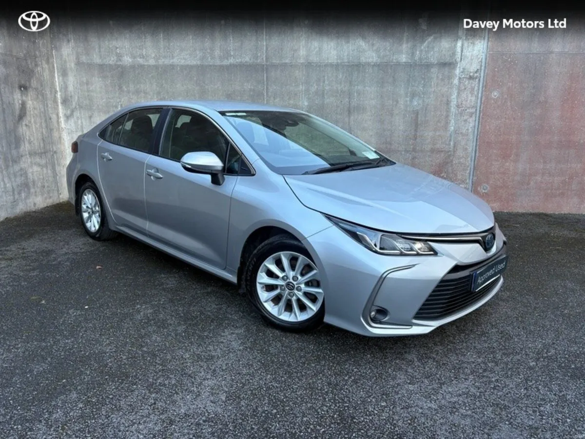 Toyota Corolla LUNA 4DR AUTO - Image 1
