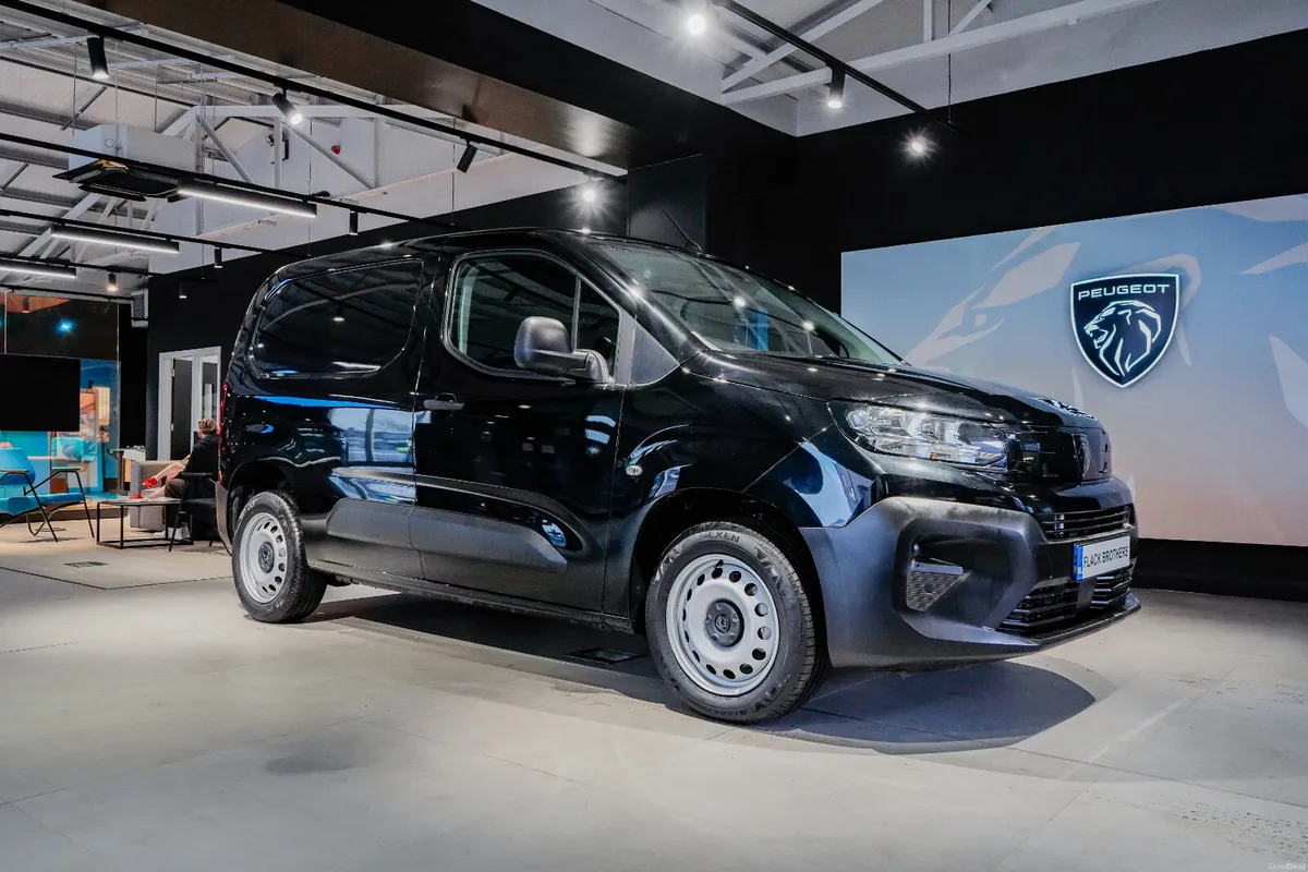2025 Peugeot Partner 1.5 BlueHDi Manual - Image 1