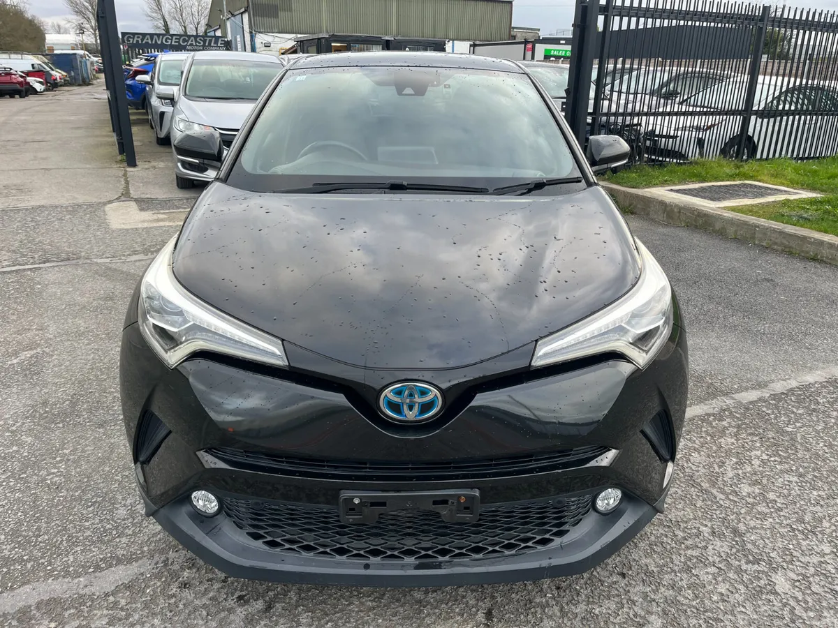TOYOTA C-HR 2016, 1.8 HYBRID AUTO LOW KM HIGH SPEC - Image 2