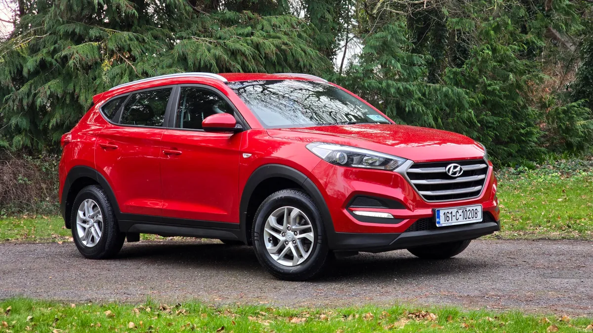 2016 Hyundai Tucson 1.6 GDI Petrol Comfort - Image 2