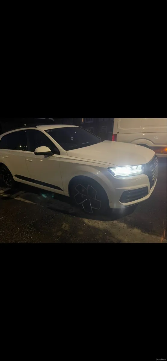 2018 Audi q7 Sline  blk ed  7 seater - Image 1