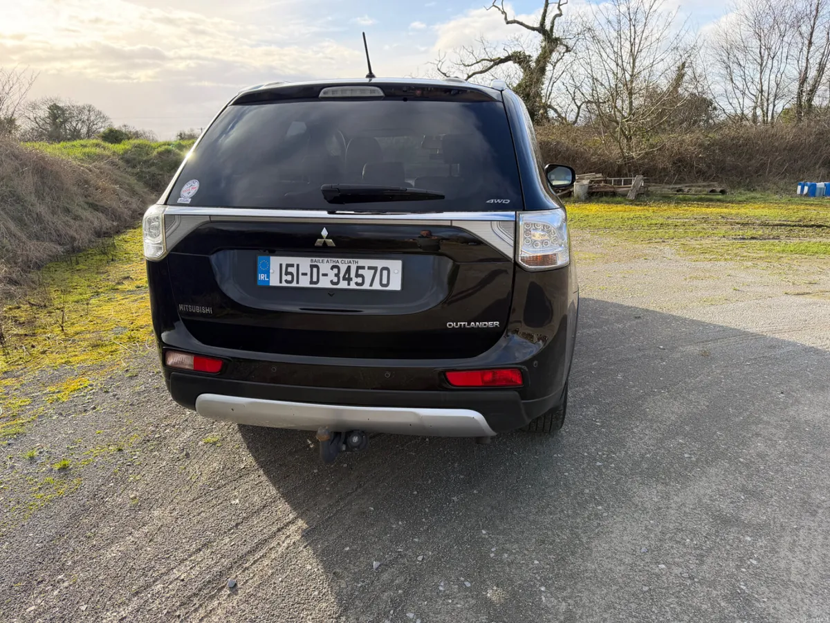 Mitsubishi Outlander 2015 7 seater - Image 2