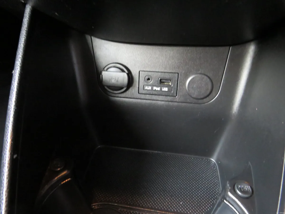 Kia Picanto 2011 5DR LOW LOW MILEAGE - Image 2