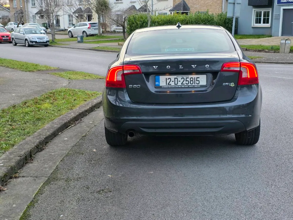 12 Volvo S60 SE 1.6 NCT & TAX - Image 4