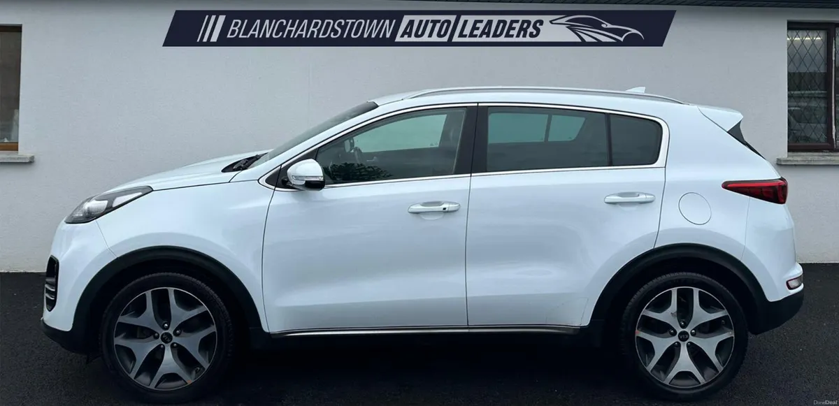 KIA SPORTAGE 1.7 GT-LINE 139BHP AUTO SERVICE HIST - Image 2