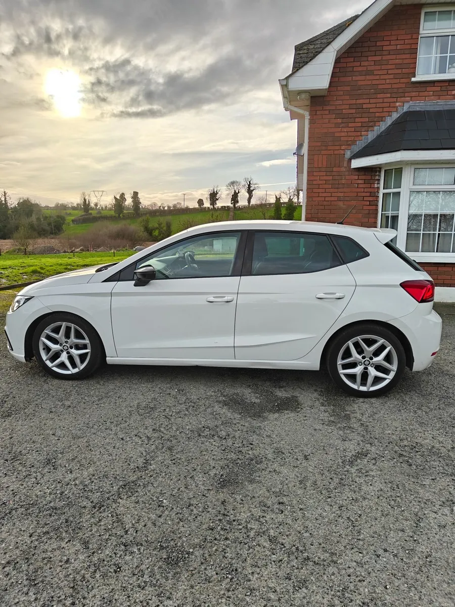 SEAT Ibiza 2018 - Image 2
