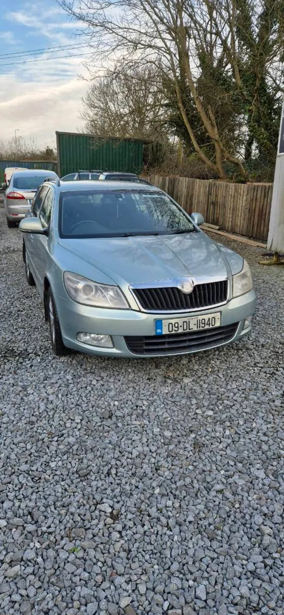 Skoda octavia estate New NCT - Image 4