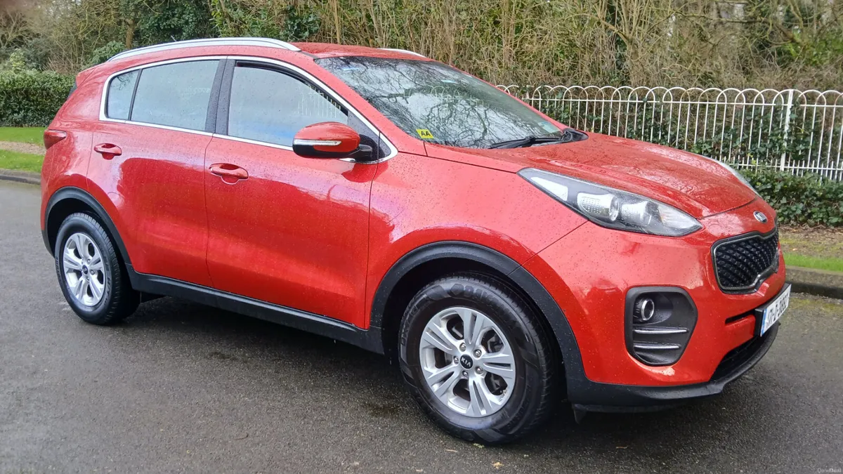 Kia Sportage 2017 *1 OWNER IRISH CAR* 1.7 CRDi LX - Image 3