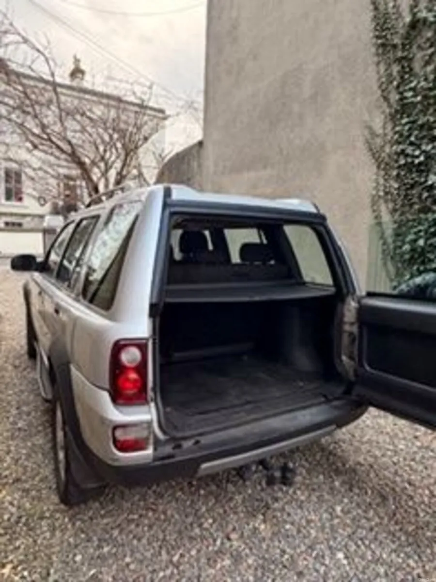 Land Rover Freelander 2005 - Image 1