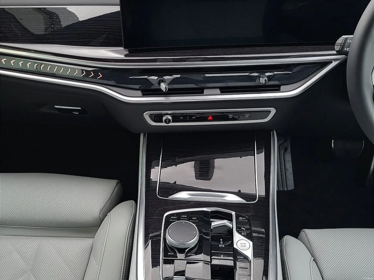 BMW X5 50e M-Sport Pro - Image 4
