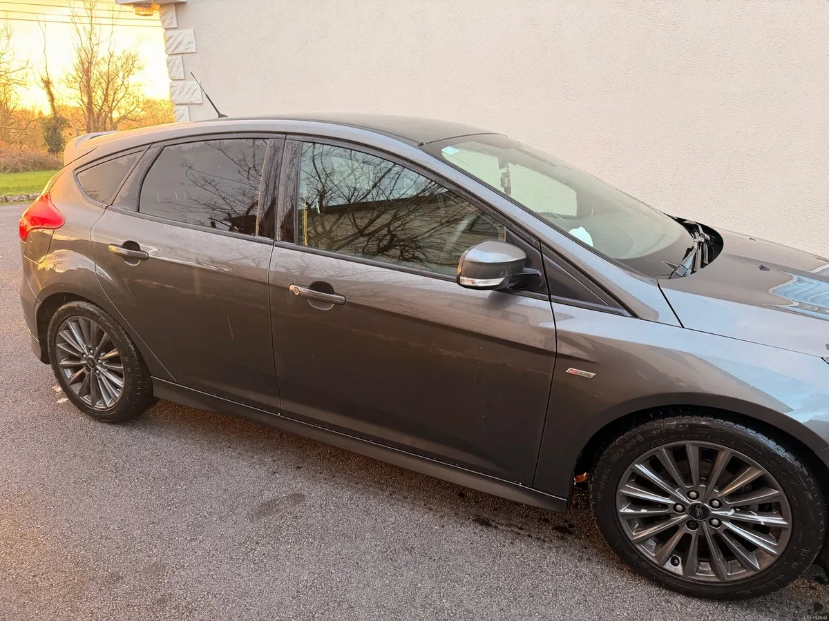 Ford Focus ST-line - Image 3