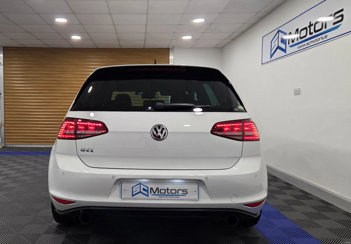 152 Volkswagen Golf GTI - 1 Owner -Pretoria Alloys - Image 4